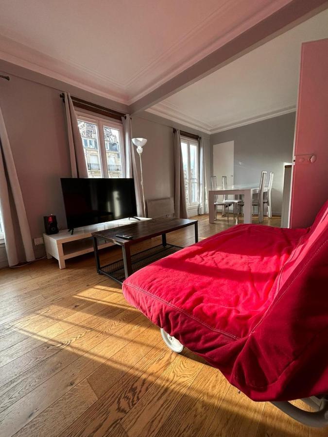 Luxurious 2 Bedroom Tour Eiffel Bourdonnais Free Netflix باريس المظهر الخارجي الصورة