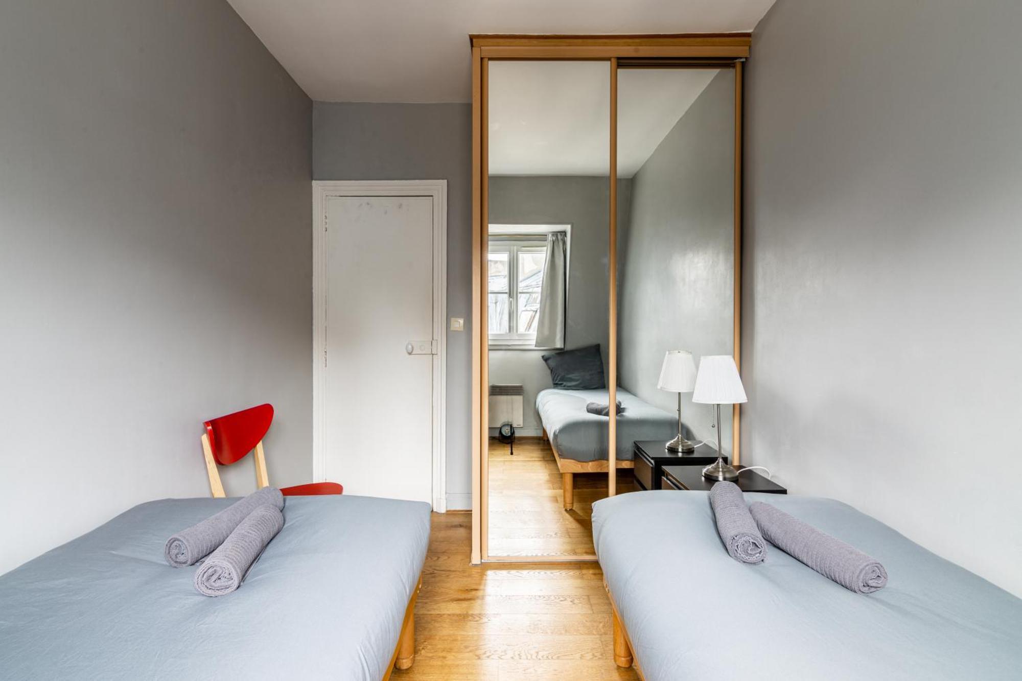 Luxurious 2 Bedroom Tour Eiffel Bourdonnais Free Netflix باريس المظهر الخارجي الصورة